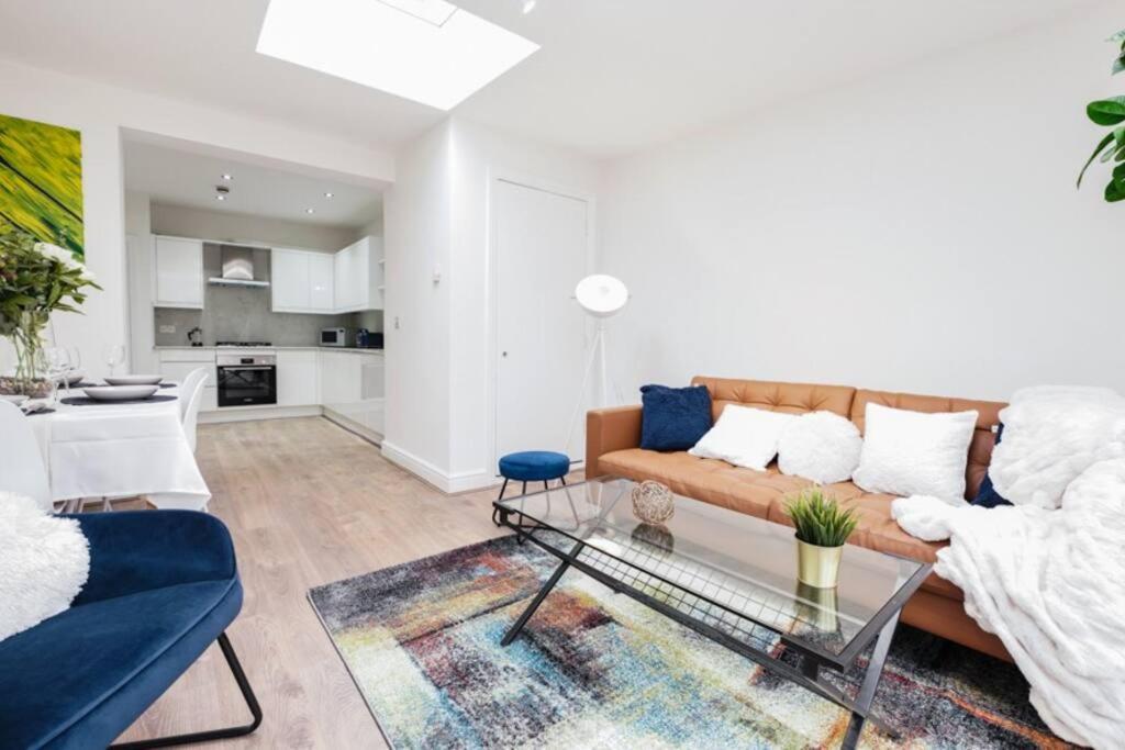 Newly Renovated Modern 4 Bed 3 Bath Apartment Λονδίνο Εξωτερικό φωτογραφία