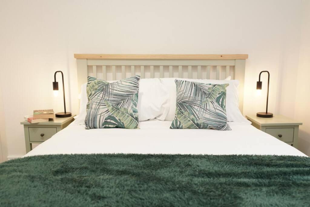 Newly Renovated Modern 4 Bed 3 Bath Apartment Λονδίνο Εξωτερικό φωτογραφία