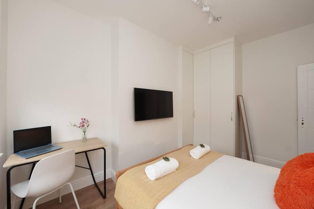 Newly Renovated Modern 4 Bed 3 Bath Apartment Λονδίνο Εξωτερικό φωτογραφία